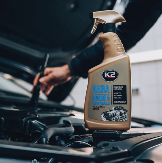 LIMPIADOR INDUSTRIAL DE MOTORES (AKRA ATOM) 770ML