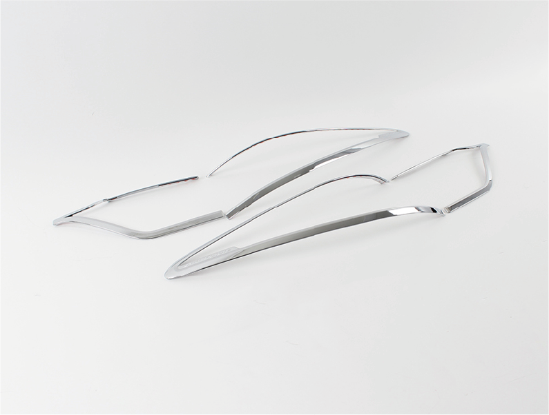 MOLDURA FARO POSTERIOR (4PCS)